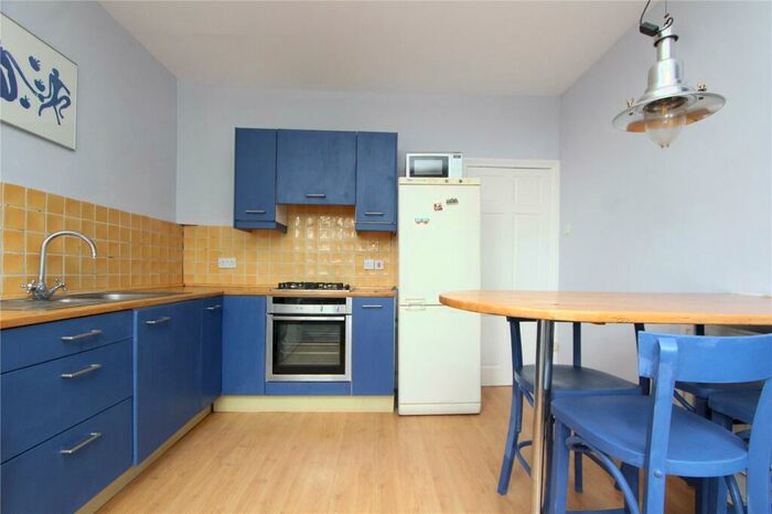 3 Bedroom Apartment To Rent In Hillfield Park, Muswell Hill, N10