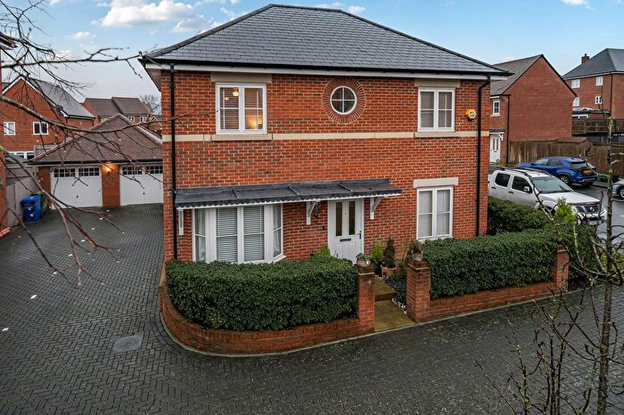 4 Bedroom Detached House For Sale In Montgomery Avenue, Wellesley, Aldershot, GU11