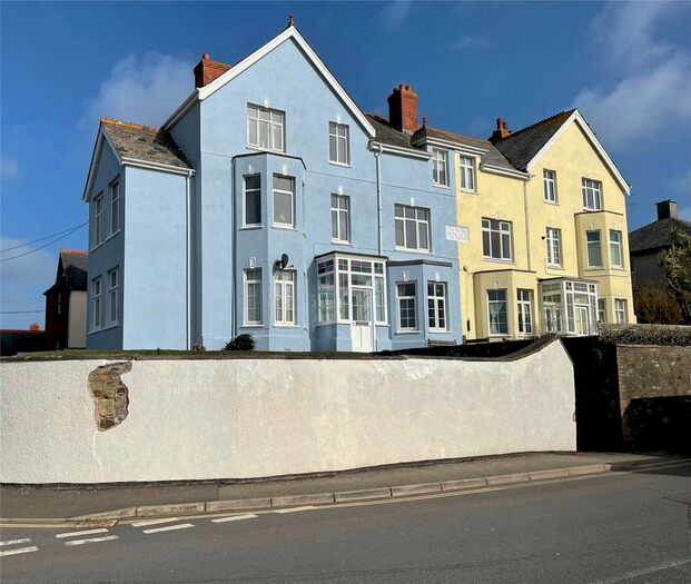 3 Bedroom Flat For Sale In Bencoolen Road, Bude, Cornwall, EX23