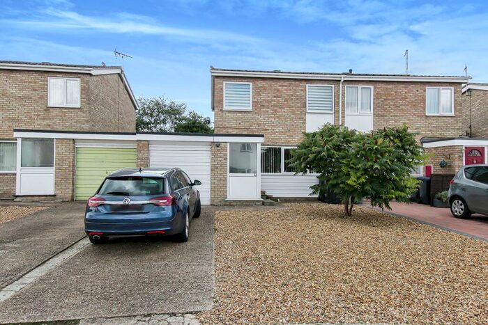 3 Bedroom Semi-Detached House For Sale In Meadow Court, Littleport, Ely, CB6