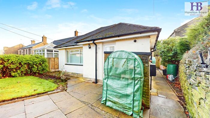 2 Bedroom Detached Bungalow For Sale In Halifax Road, Shelf, Halifax, HX3