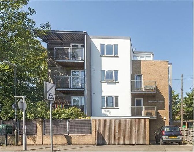 1 Bedroom Flat For Sale In Kelmscott House, Abbey Road, London, SW19