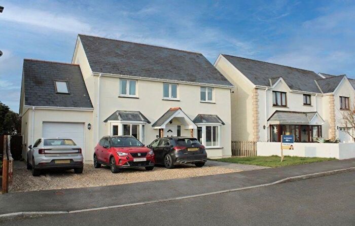 5 Bedroom Detached House For Sale In Bro'r Dderwen, Clunderwen, Pembrokeshire, SA66