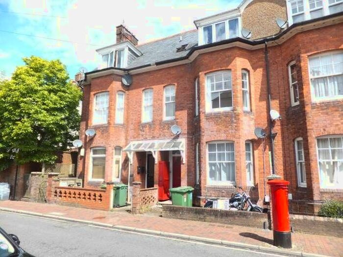 1 Bedroom Flat To Rent In Dudley Road, Tunbridge Wells, Kent, TN1