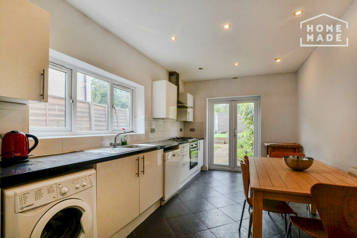 4 Bedroom Terraced House To Rent In Glyn Road, E5