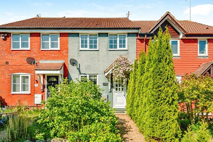 2 Bedroom Terraced House For Sale In Chetwood Road, Crawley, RH11