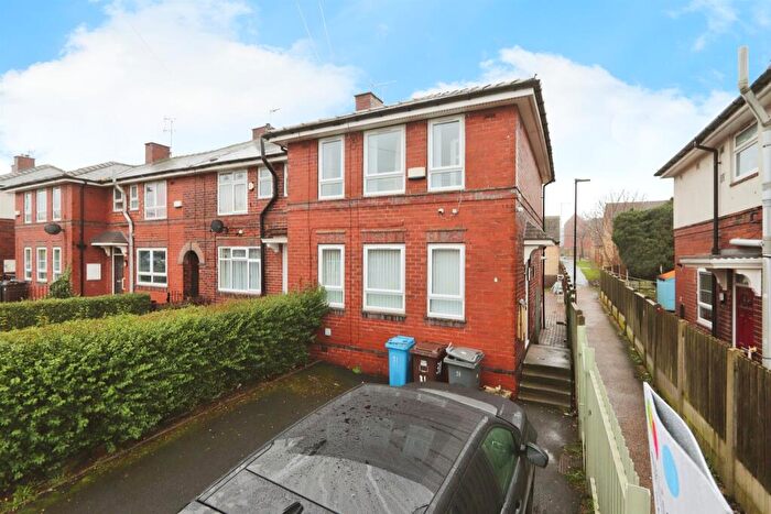 3 Bedroom End Of Terrace House For Sale In Boundary Road, Wybourne, Sheffield, S2