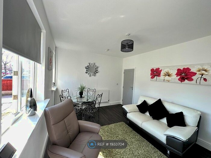 4 Bedroom Semi-Detached House To Rent In Harvey Road, Derby, DE24