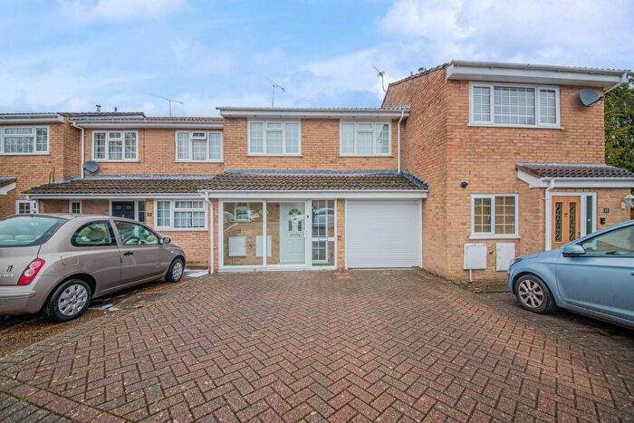 3 Bedroom Terraced House For Sale In Mears Road, Fair Oak, Eastleigh, SO50