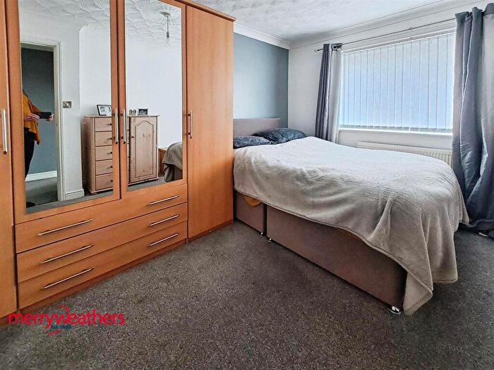 3 Bedroom Detached Bungalow For Sale In Alfred Street, Royston, Barnsley, S71