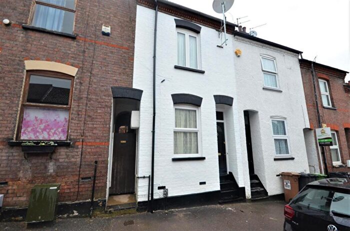 2 Bedroom Terraced House To Rent In Hartley Road, Luton, LU2