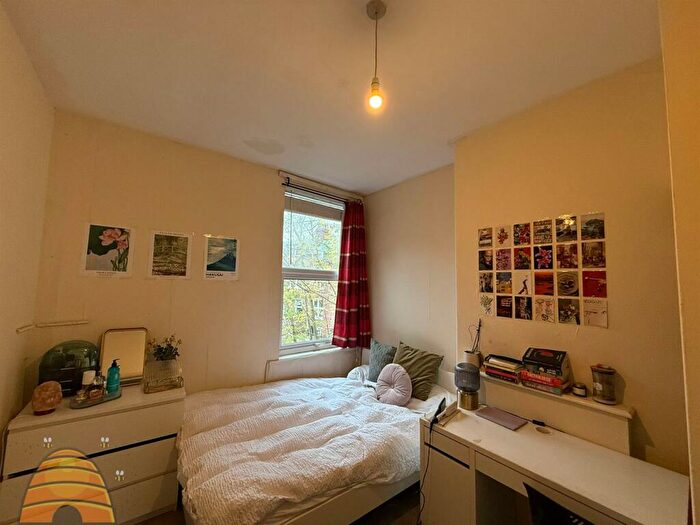 6 Bedroom Terraced House To Rent In Lausanne Road Manchester, M20