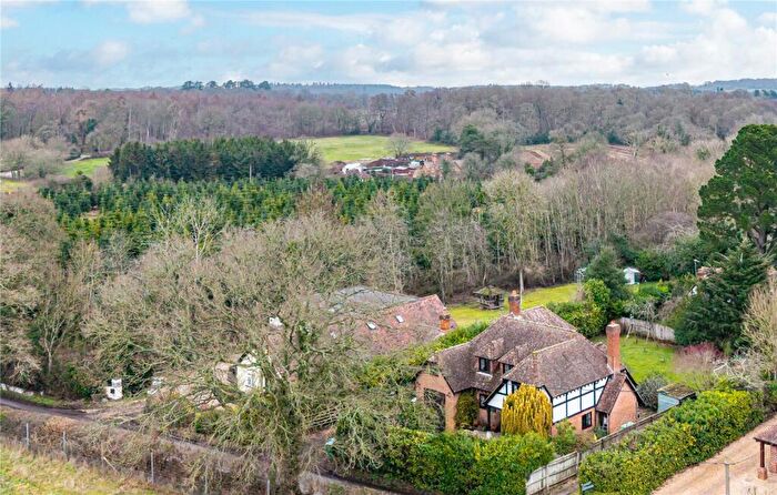 4 Bedroom Detached House For Sale In Burnt Hill, Yattendon, Thatcham, Berkshire, RG18