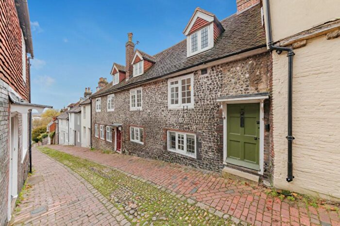 3 Bedroom Terraced House For Sale In Keere Street, Lewes, BN7