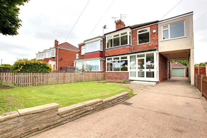 4 Bedroom Semi-Detached House For Sale In Ganstead Lane, Bilton, Hull, HU11
