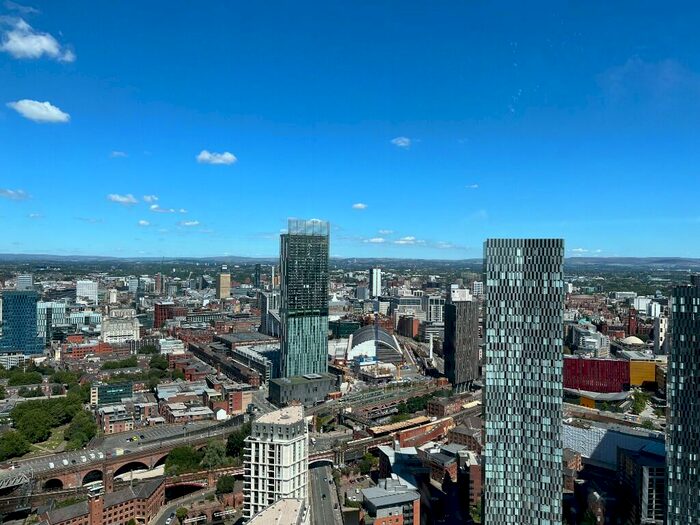 3 Bedroom Flat To Rent In Chester Road, Manchester, Greater Manchester, M15