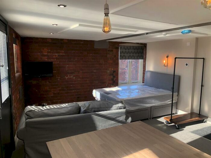 Studio To Rent In Ellermans House, HU1