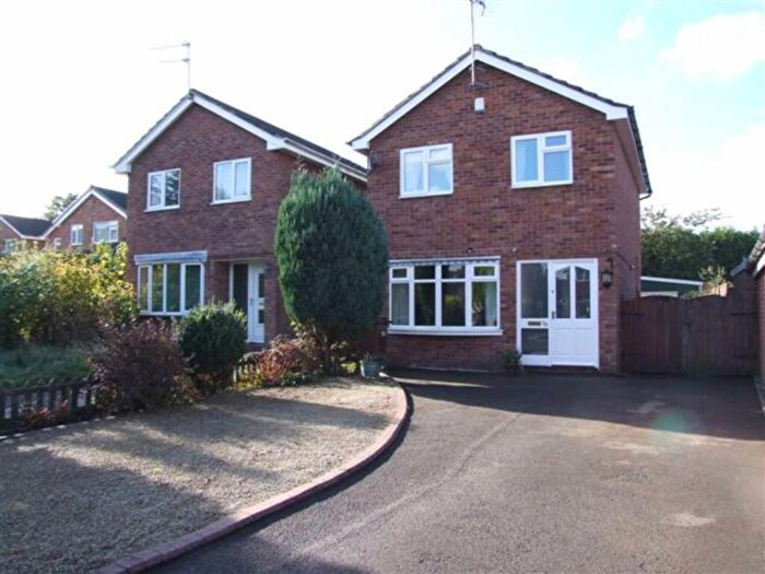3 Bedroom Detached House To Rent In Stanley Crescent, Uttoxeter, Staffordshire, ST14
