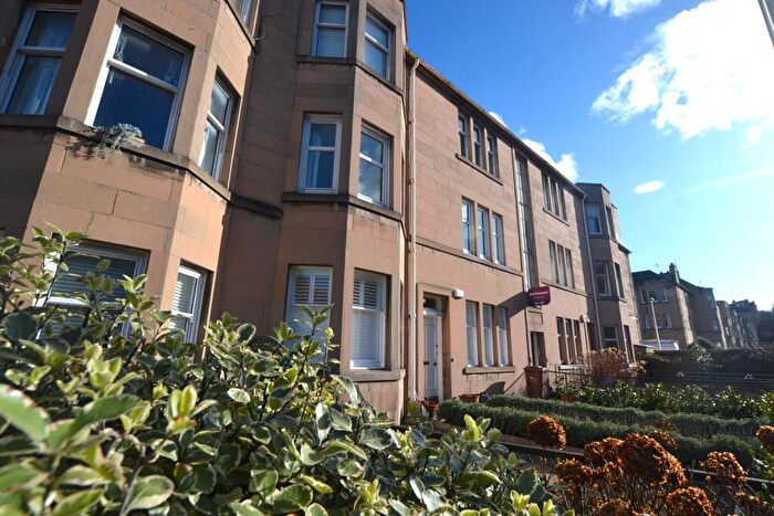 2 Bedroom Flat To Rent In Learmonth Avenue, Comely Bank, Edinburgh, EH4