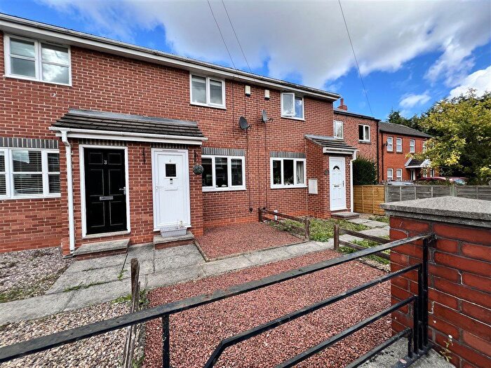 2 Bedroom Town House To Rent In Oxford Terrace, Selby, YO8