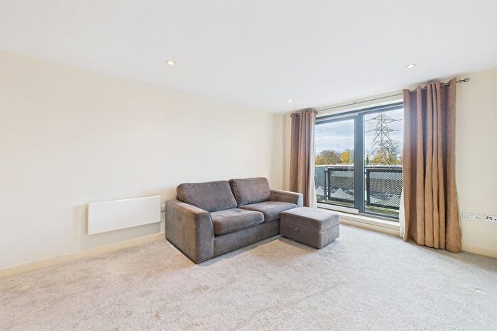 1 Bedroom Flat To Rent In Vista House Chapter Way, SW19