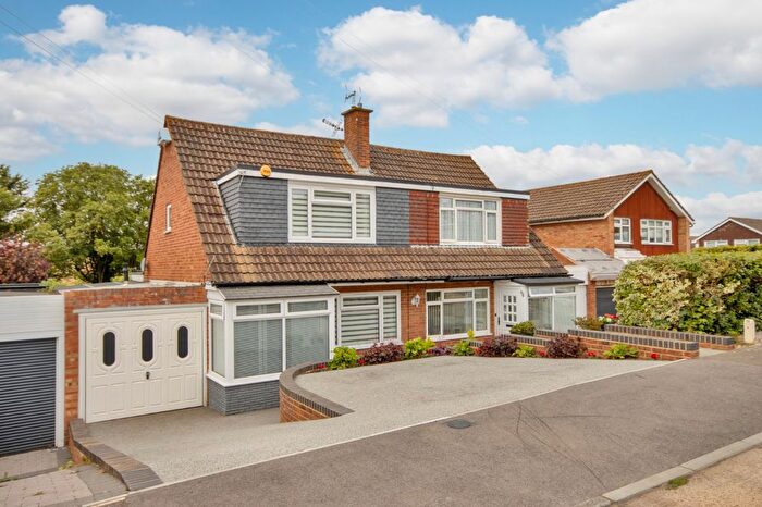 3 Bedroom Semi-Detached House For Sale In Biddenden Way, Istead Rise, Gravesend, Kent, DA13