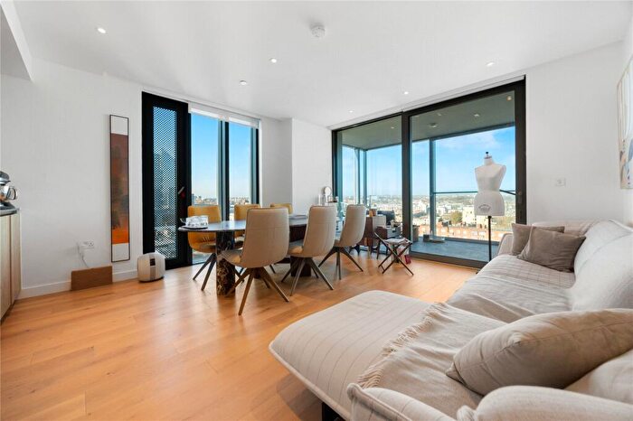 2 Bedroom Apartment To Rent In Jasper Walk, N1