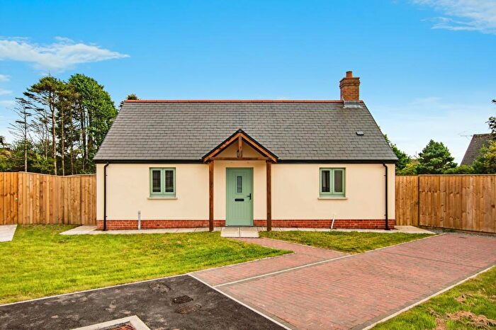 3 Bedroom Bungalow For Sale In Golwg Y Gloch, Rosebush, Pembrokeshire, SA66