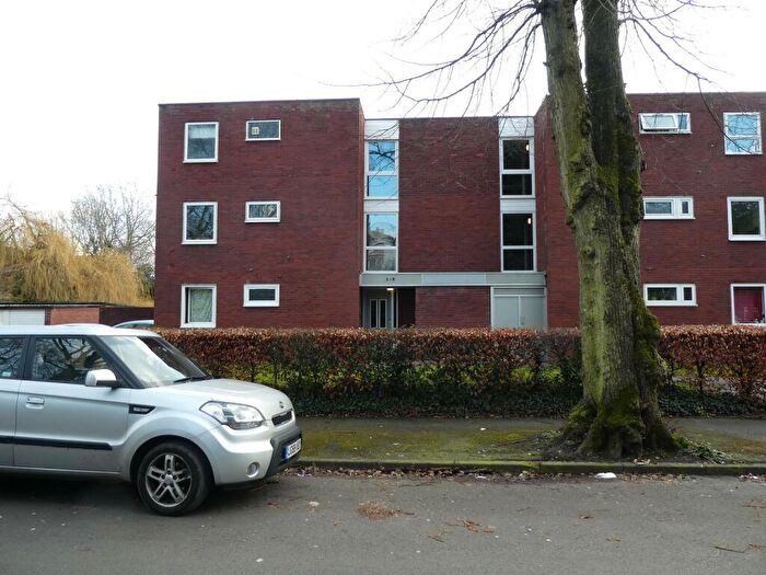 2 Bedroom Flat To Rent In Carlton Road, Whalley Range, Manchester, M16