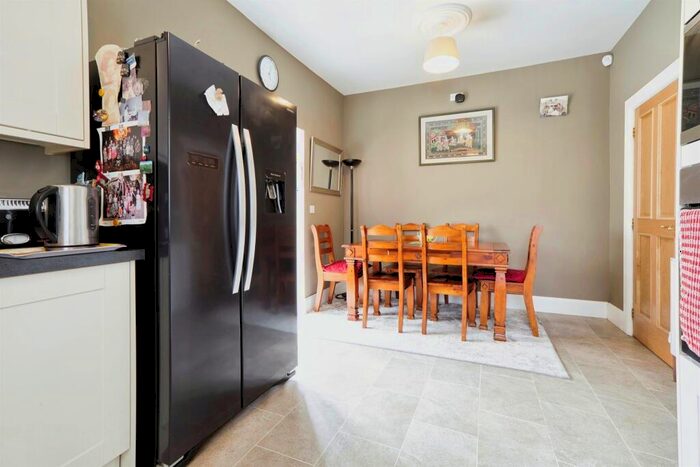 2 Bedroom Semi-Detached Bungalow For Sale In Enfield Road, Baildon, Shipley, BD17