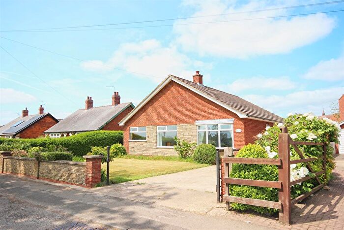 3 Bedroom Detached Bungalow For Sale In New Road, Brandesburton, YO25