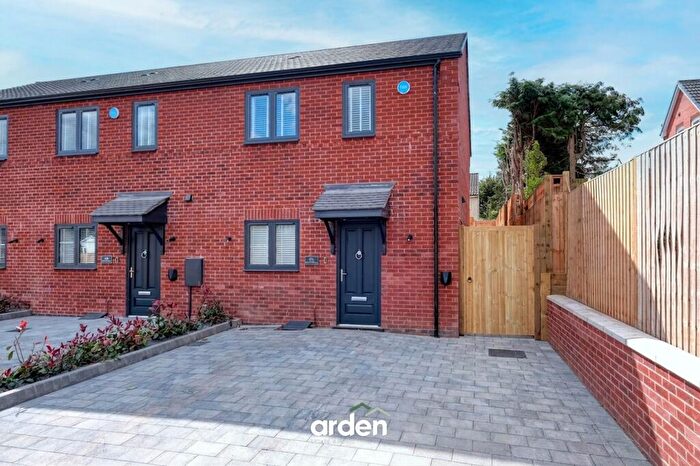 2 Bedroom End Of Terrace House For Sale In Foxwalks Avenue, Bromsgrove, B61
