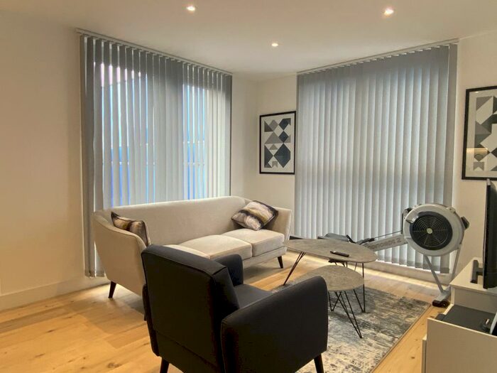 1 Bedroom Flat To Rent In Scimitar House, Eastern Road, Romford, Romford, Essex, RM1