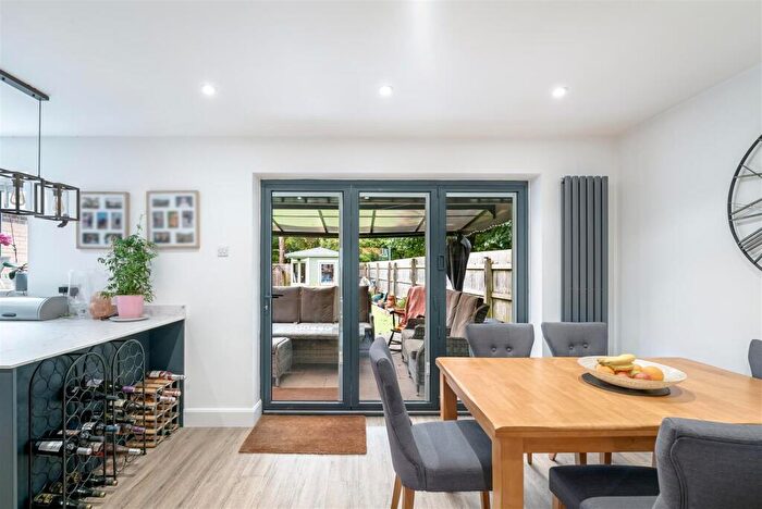 5 Bedroom Detached House For Sale In Hobbiton Road, North Worle - Annexe, BS22