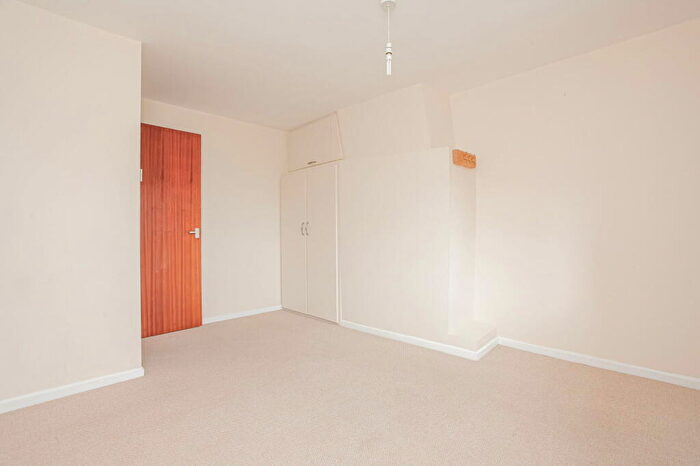 3 Bedroom Cottage For Sale In The Potteries, Barford St Michael, OX15