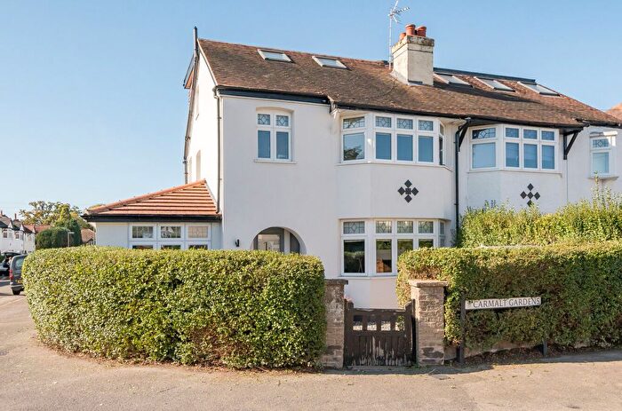 4 Bedroom Semi-Detached House For Sale In Hersham, KT12