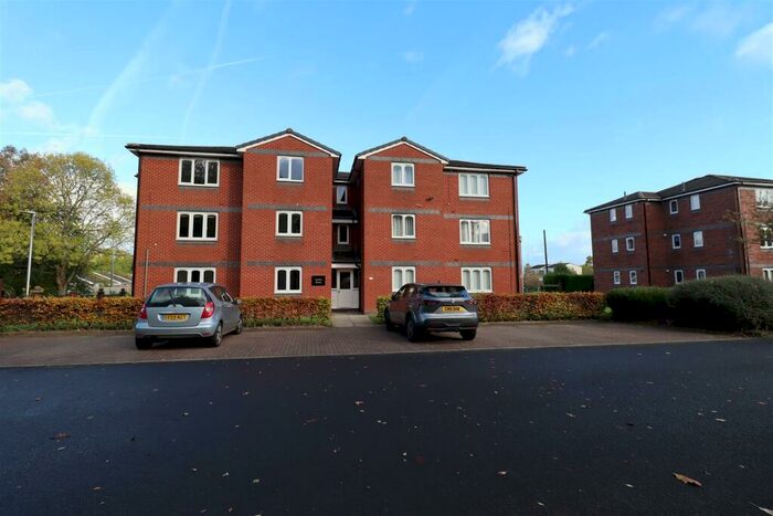 1 Bedroom Flat To Rent In Austen House, Keats Drive, Macclesfield, SK10