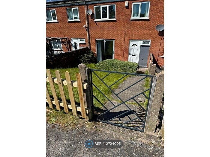 3 Bedroom Terraced House To Rent In Ridgeway Walk, Nottingham, NG5