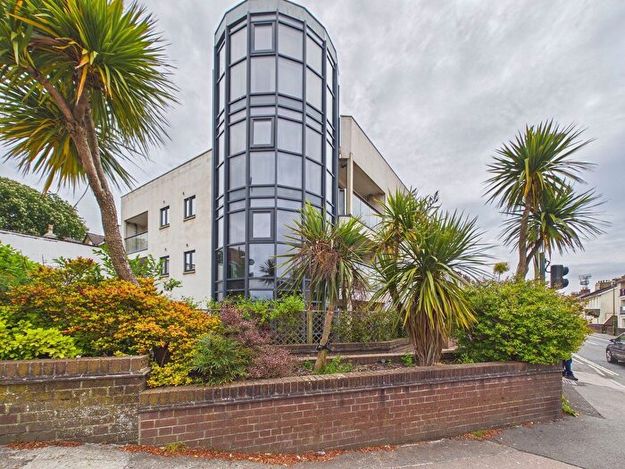 2 Bedroom Flat For Sale In Mulberry House, Warbro Road, Torquay, TQ1