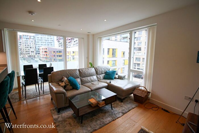 2 Bedroom Flat To Rent In Gosling Lodge, West Parkside, London, SE10
