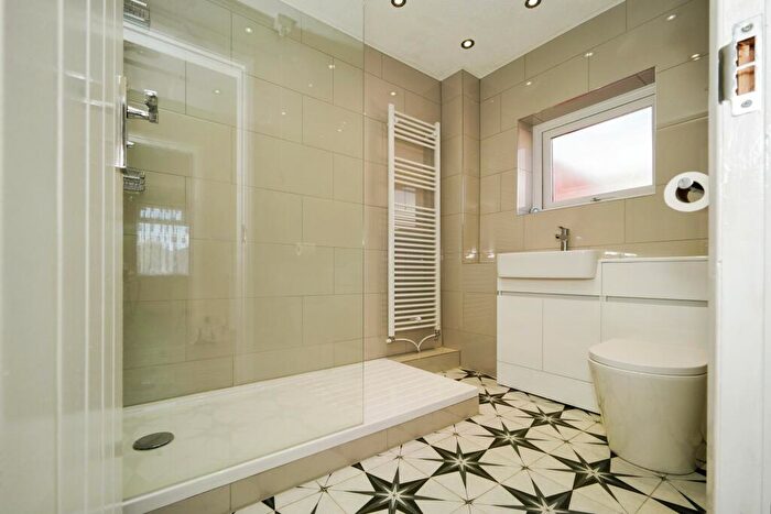 2 Bedroom Bungalow For Sale In Ince Lane, Elton, Chester, Cheshire, CH2
