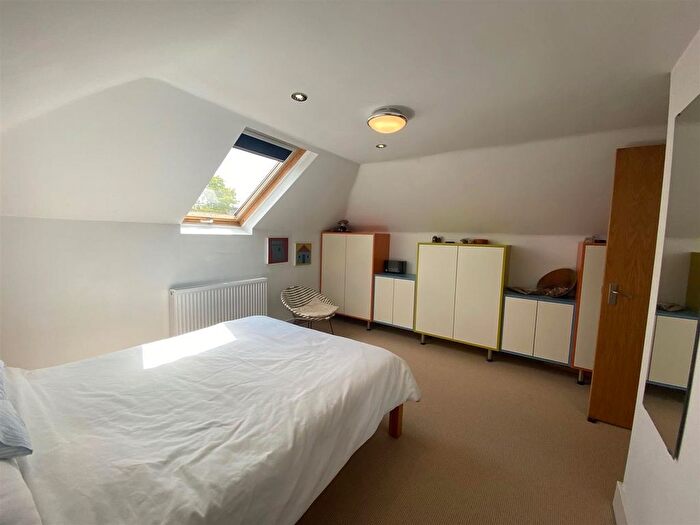 1 Bedroom Flat To Rent In Leigh Road, London, N5