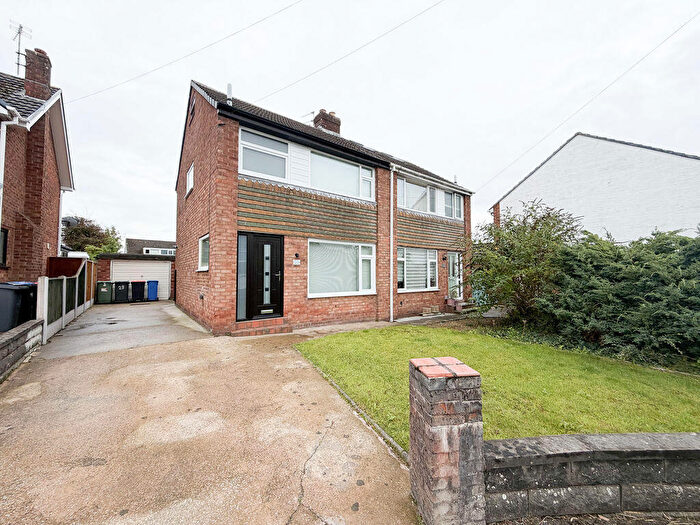 3 Bedroom Semi-Detached House For Sale In Dodgeons Close, Poulton-Le-Fylde, FY6