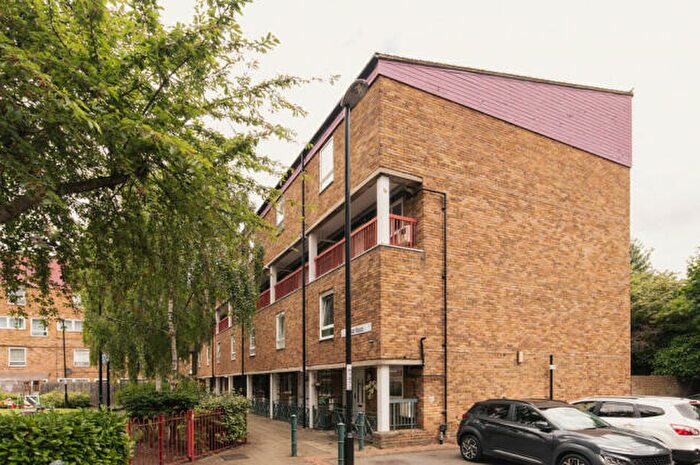 5 Bedroom Flat To Rent In Sharratt Street, Bermondsey, SE15