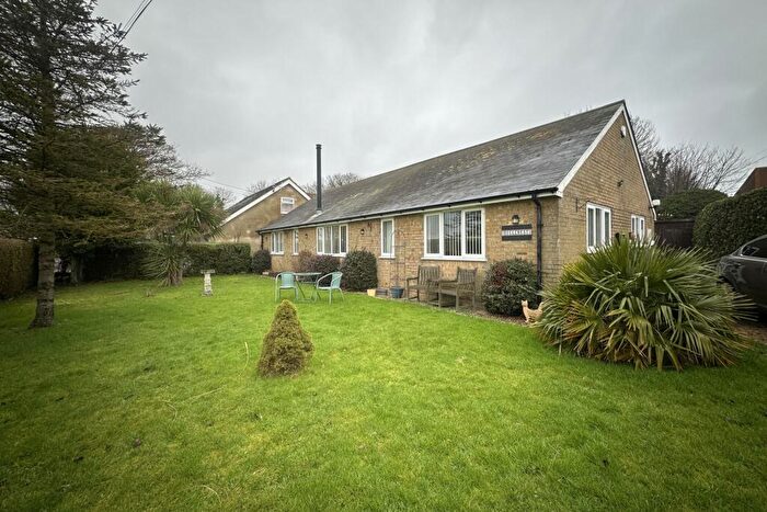 4 Bedroom Detached Bungalow For Sale In Ellens Road, Deal, CT14