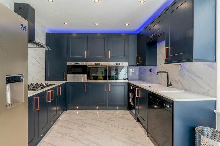 7 Bedroom Terraced House To Rent In Chester Crescent, Sandyford, Newcastle Upon Tyne, NE2