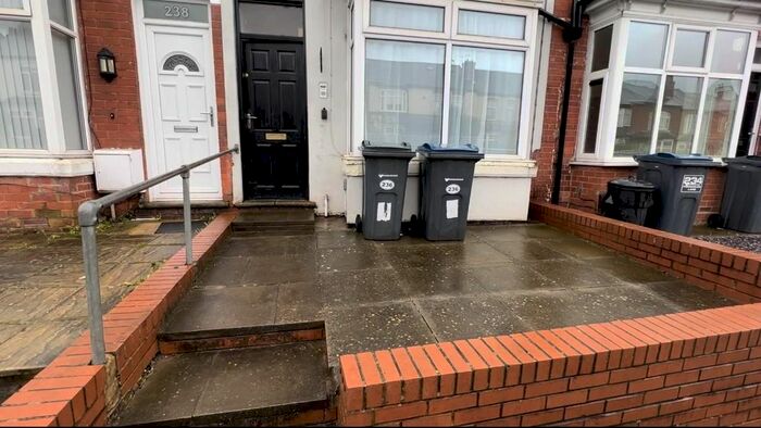 3 Bedroom Terraced House To Rent In Fordhouse Lane, Stirchley, Birmingham, B30