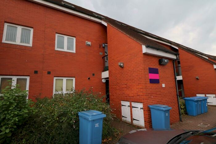 2 Bedroom Maisonette To Rent In Netteswell Orchard, Harlow, CM20