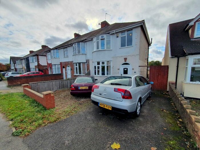 3 Bedroom Semi-Detached House To Rent In Harborough Road, Leicester LE2