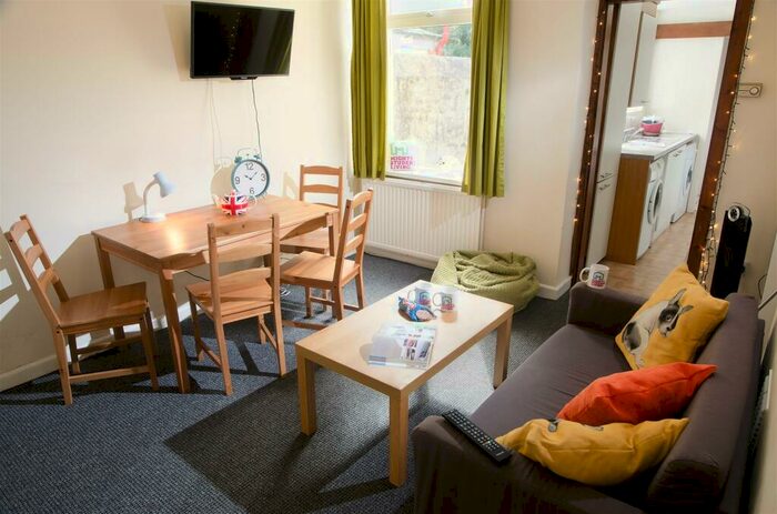 4 Bedroom Private Hall To Rent In Aberdeen Road, Lancaster, LA1